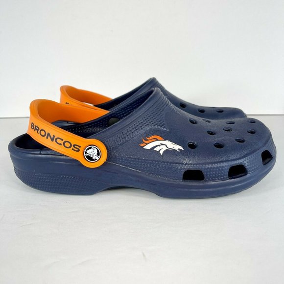 Crocs Men's Denver Broncos Rubber Sandal Size 8-9 - Picture 1 of 8